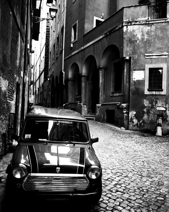 Roman Alley - Rome, Italy